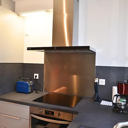 Prázdninový dům Maison De Climatisee - Metro A 250m *
