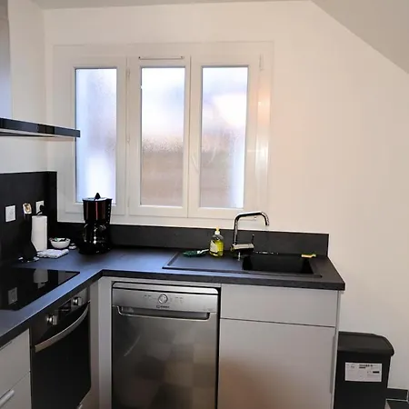 Prázdninový dům Maison De Climatisee - Metro A 250m