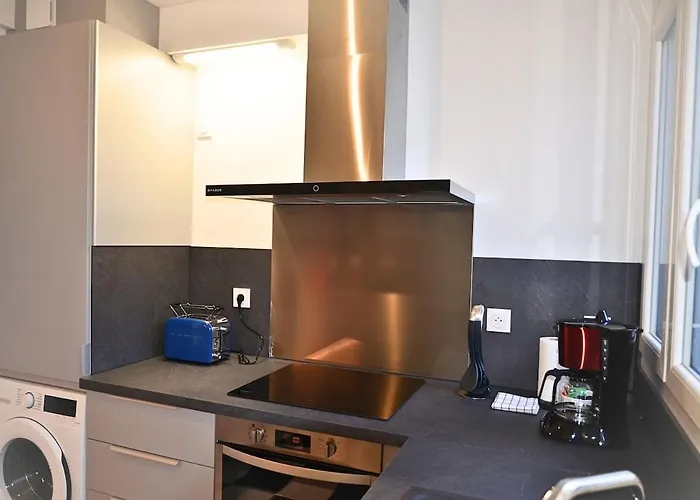 別荘 Maison De Climatisee - Metro A 250m *