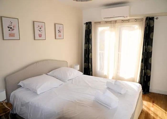 Maison De Climatisee - Metro A 250m Holiday home *